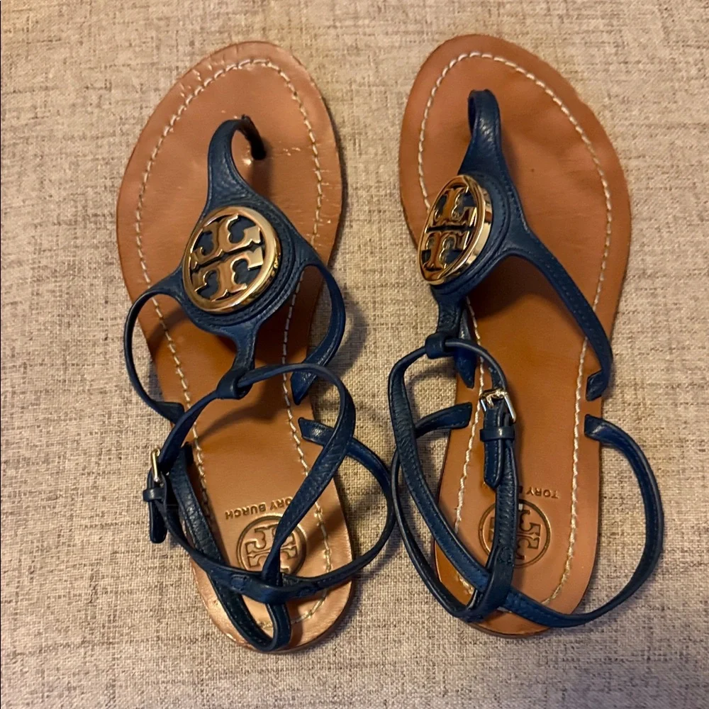 Tory Burch Navy Blue Miller Logo Leather Thong Sandals with Gold Medallion